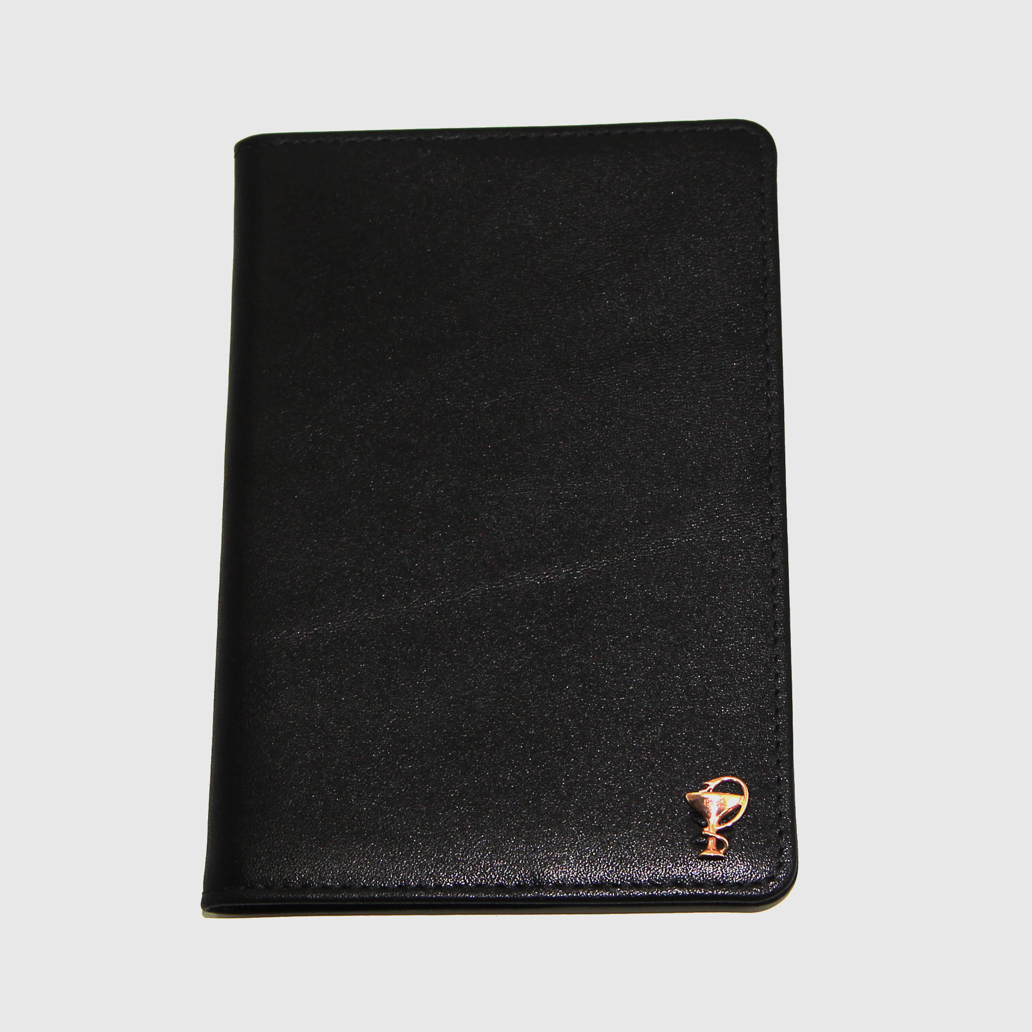 Черная кожаная обложка для паспорта для врачей SOLTAN 010 21 01 со вставкой из серебра