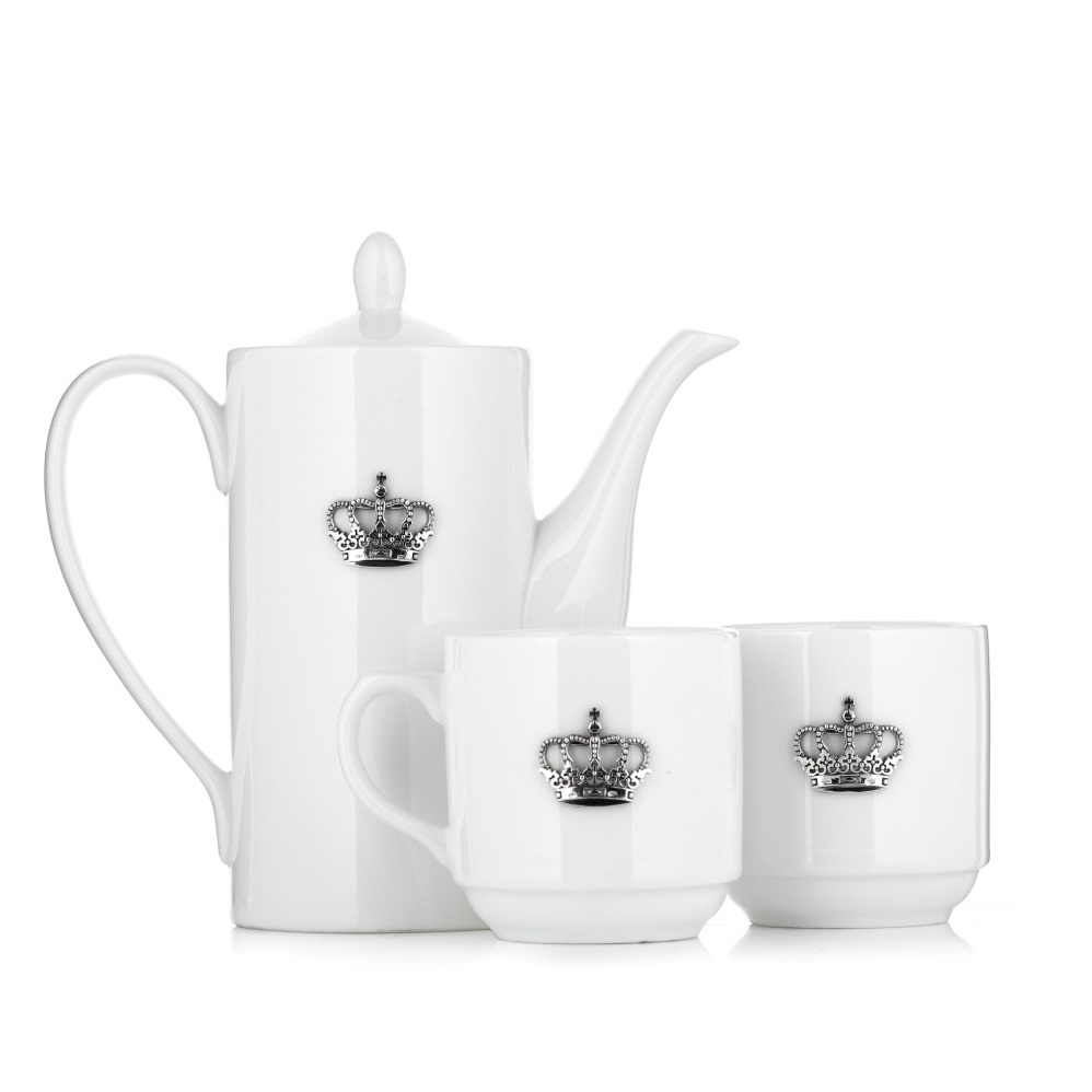 Фарфоровый чайный набор Царица