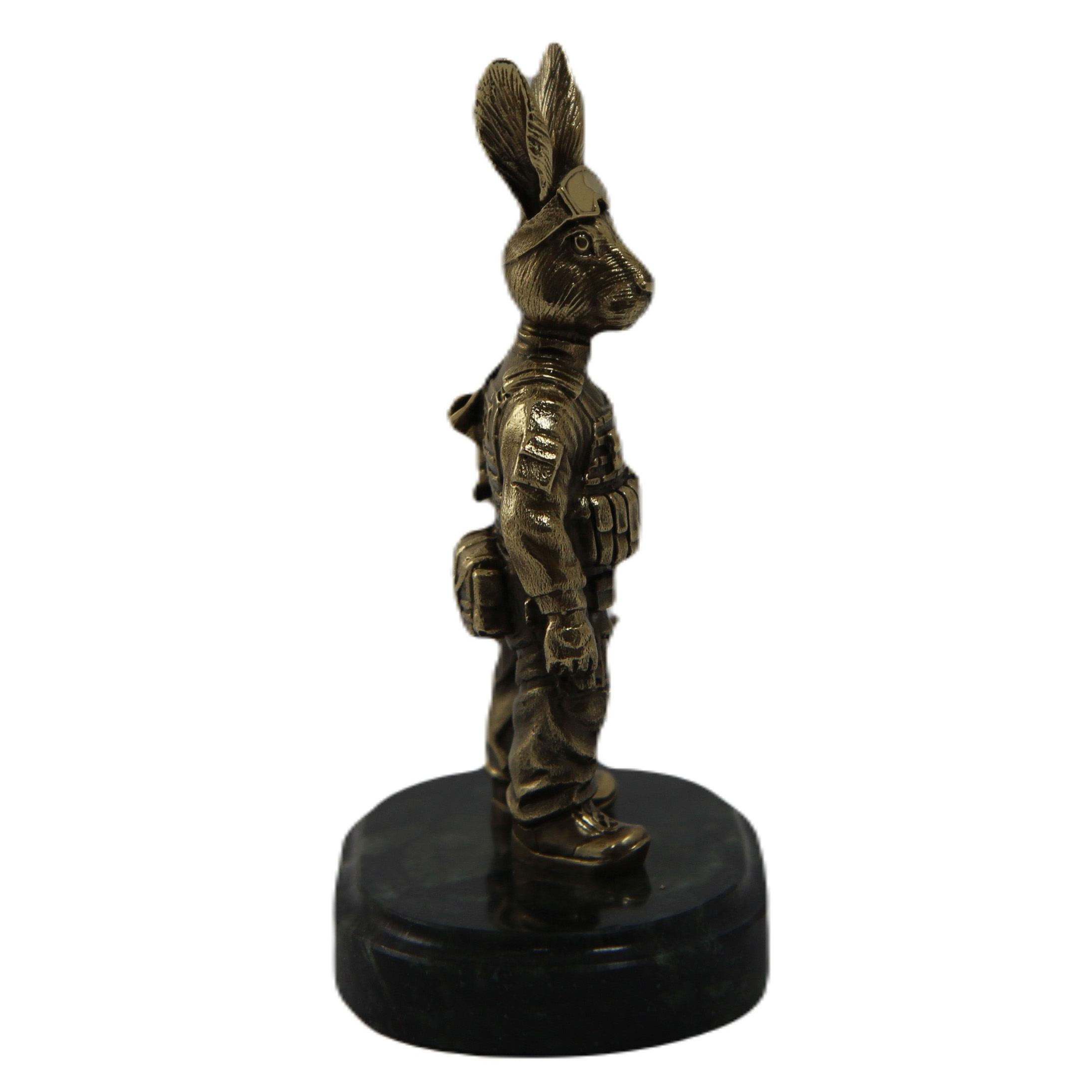 Бронзовая статуэтка Кролик Воин (2023 год)Фото 26707-08.jpg