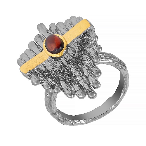 Серебряное кольцо с гранатомФото 26900-01.jpg