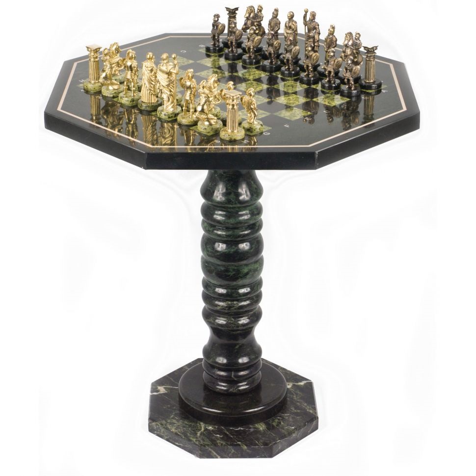 Шахматный стол "Римляне" бронза камень змеевик