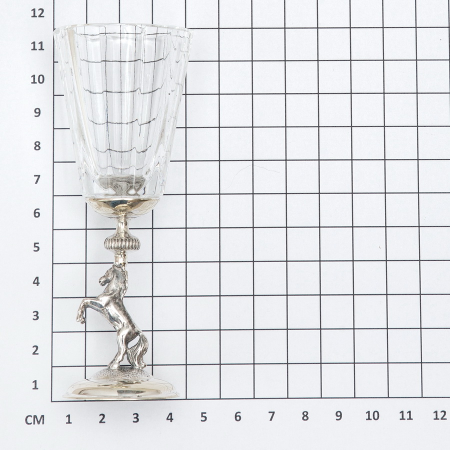 Серебряный лафитник Лошадь (Подарок на Год Лошади)Фото 28650-06.jpg