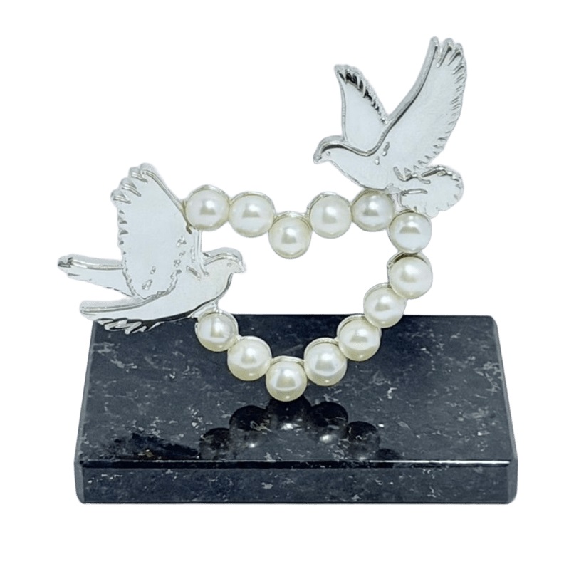 Серебряная статуэтка Любовь и голуби