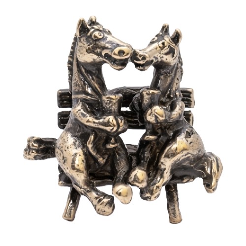 Лошади на лавке (Подарок на Год Лошади)