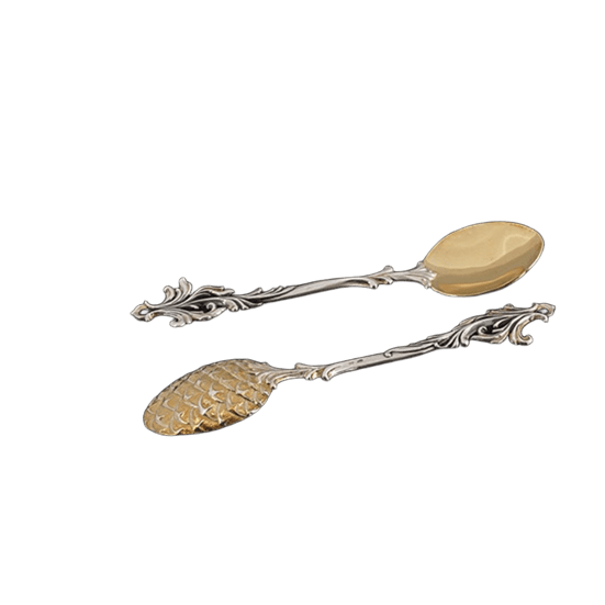 Серебряная чайная ложка Шишка с золочением