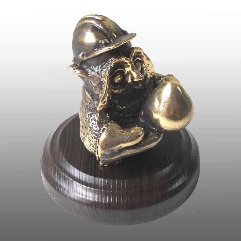 Бронзовая статуэтка Сова нефть , газ