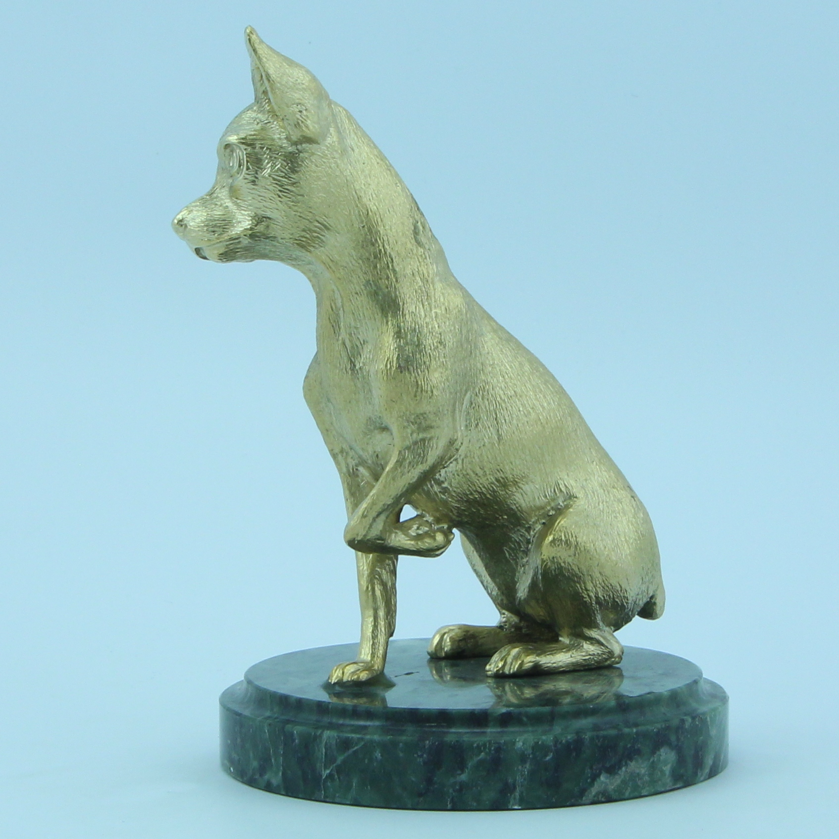 Бронзовая фигурка Той-терьерФото 28915-02.jpg