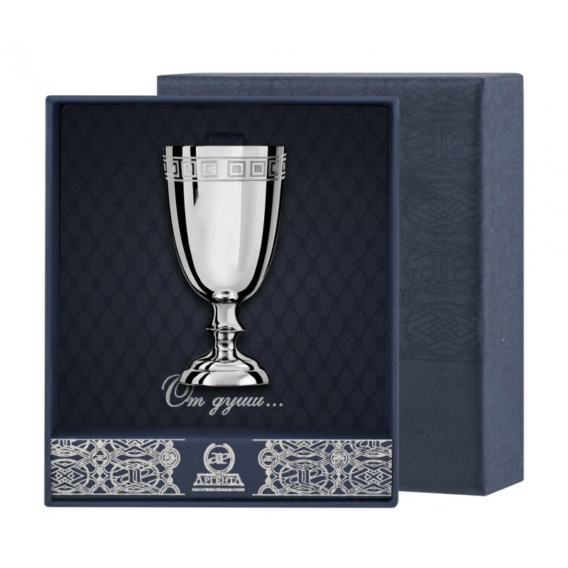 Серебряная рюмка №1 с гравировкой в футляре