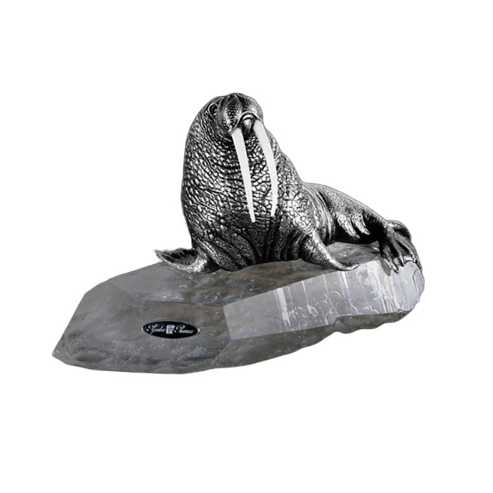 Серебряная скульптура Морж