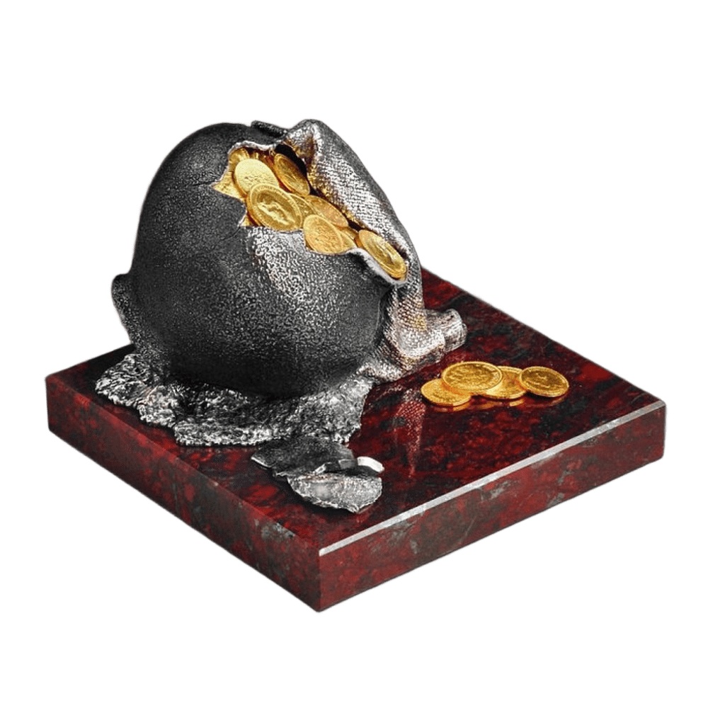 Серебряная скульптура-сувенир Кто ищет, тот нашел