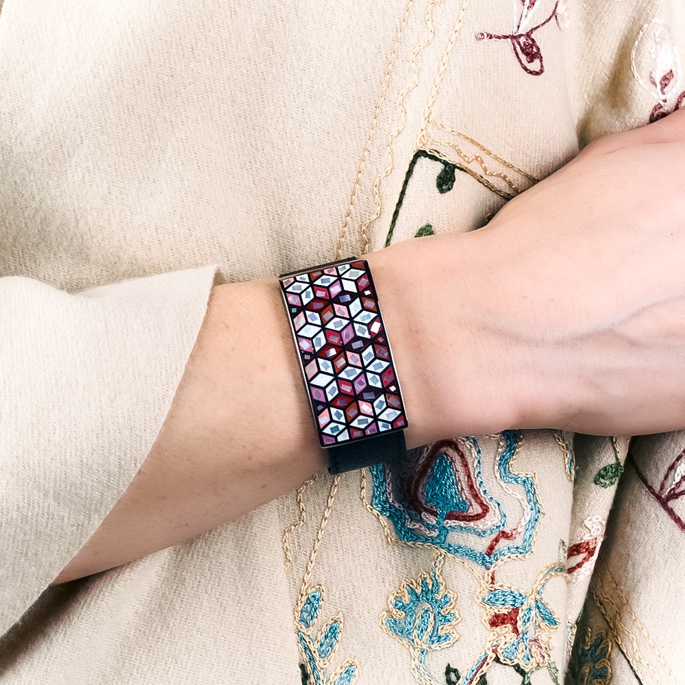 Fiore Luna Браслет на кожаном черном ремешкеФото 29628-02.jpg