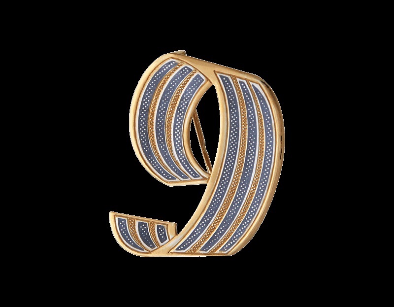Серебряный значок 9 МаяФото 29646-03.jpg