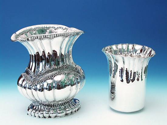 Серебряная ваза для шампанского «Кружево» (снято с производства)