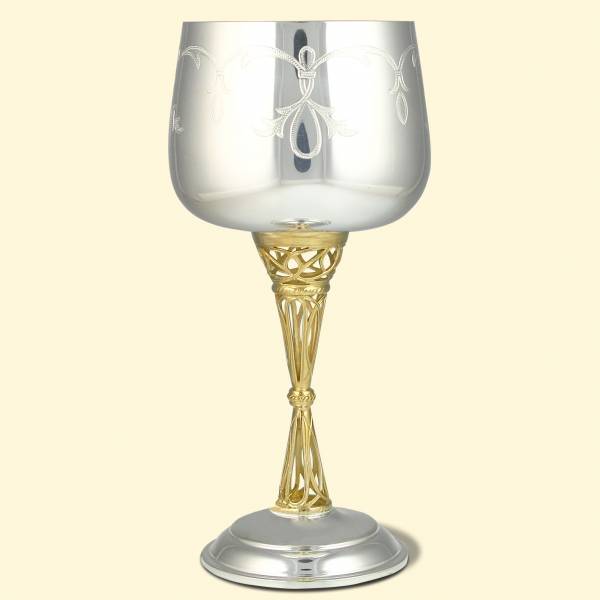Серебряный винный бокал