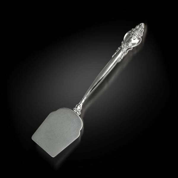 Серебряная лопатка для паштета