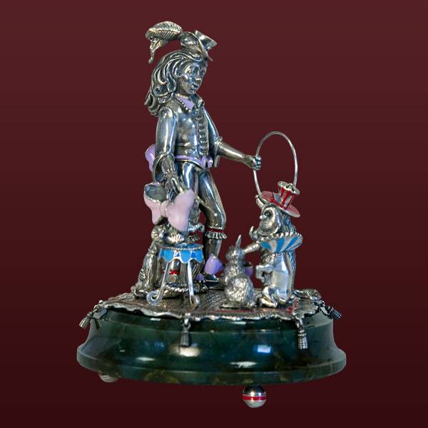 Серебряная скульптура Дрессировщица(снято с производства)