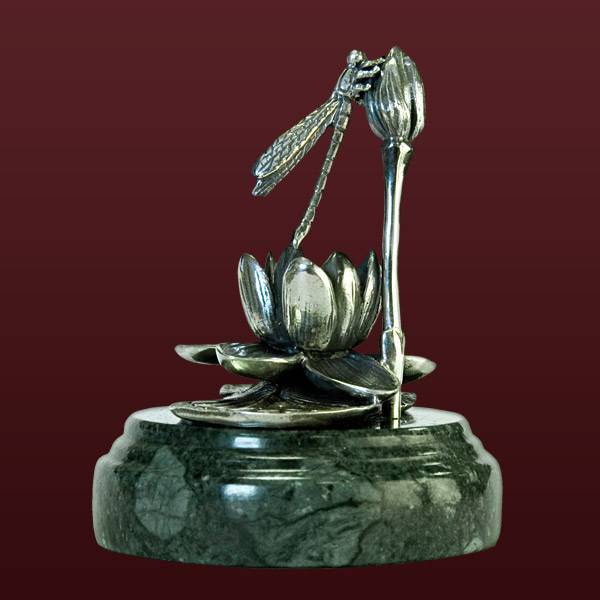 Серебряная скульптурная миниатюра Кувшинка(снято с производства)