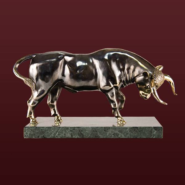Подарок тельцам. Статуэтки животных из бронзы. Статуэтка "буйвол". Буйвол скульптура. Сувенир буйвол.